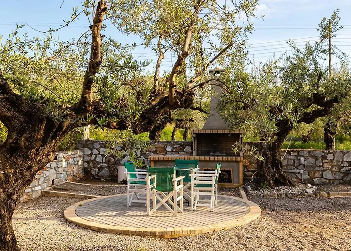 Serene Nests - Spitiko Getaway Stoúpa