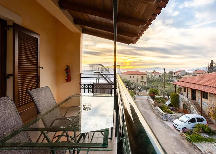 Serene Nests - Spitiko Getaway Lägenhet Stoúpa